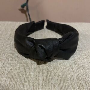 Elegant Black Knot Headband